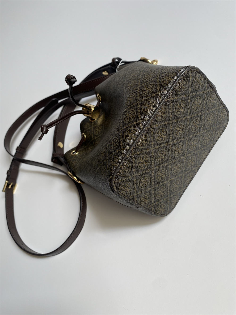 TORY BURCH トリーバーチ Tモノグラム コーテッドキャンバス