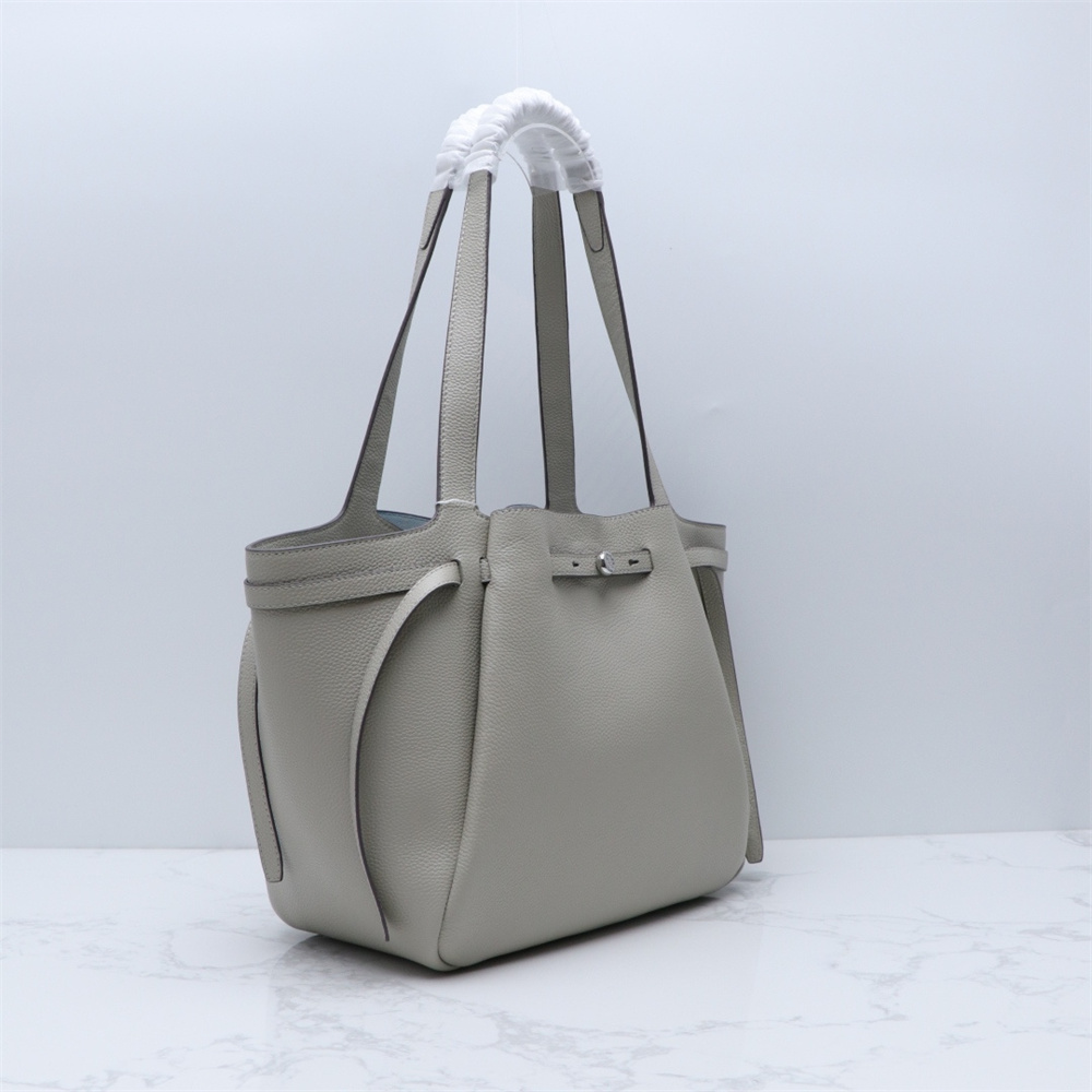 TORY BURCH（トリーバーチ） TORY BURCH ROMY PEBBLED BUCKET BAG