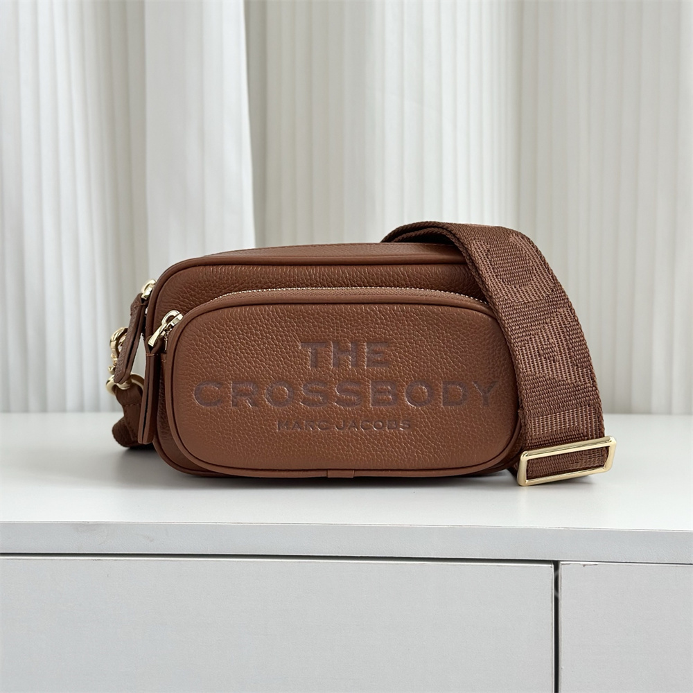 MARC JACOBS 3WAYバッグ ショルダー クロスボディ 関税送料込 MARC JACOBS 3WAYバッグ ショルダー クロスボディ 関税送料込