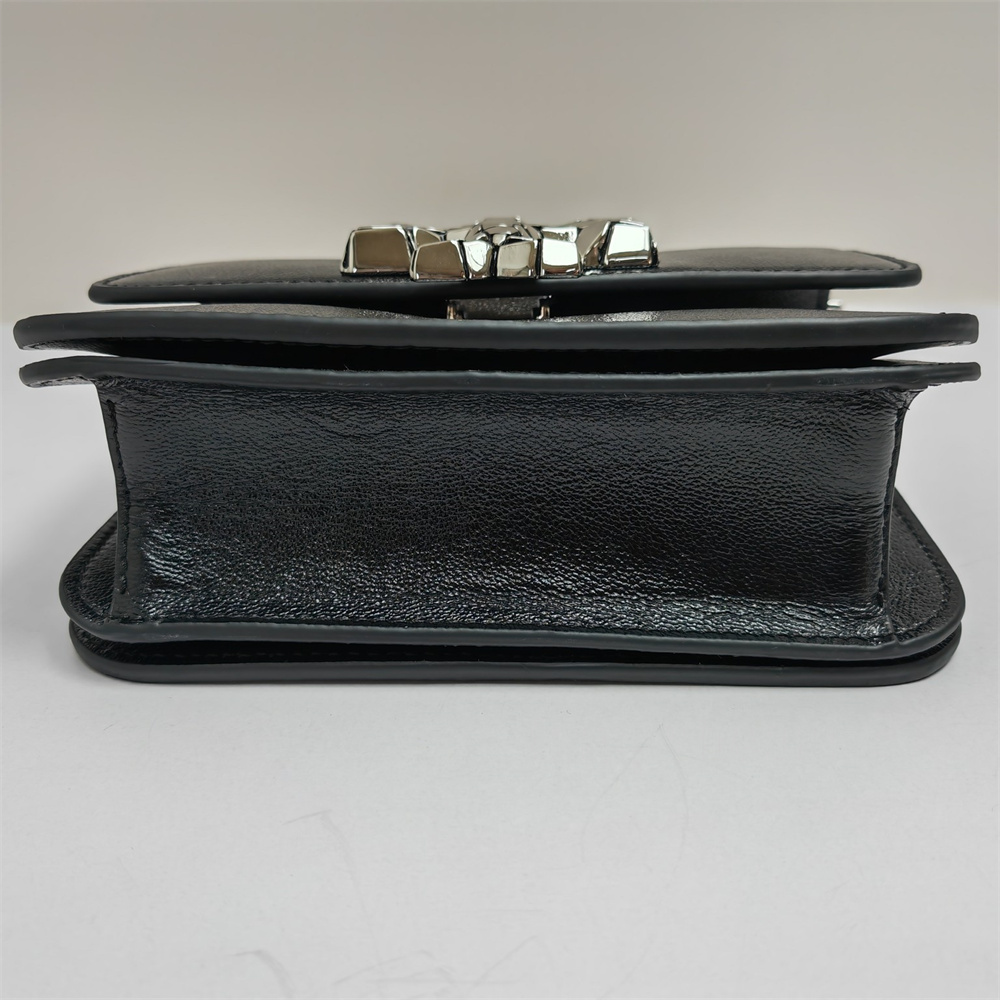 TORY BURCH（トリーバーチ） エレノア ペブルド スモールバッグ