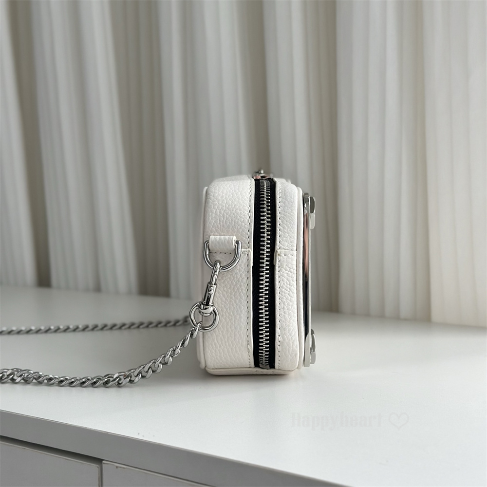 MARC JACOBS（マーク・ジェイコブス） STANDARD SUPPLY MODEL