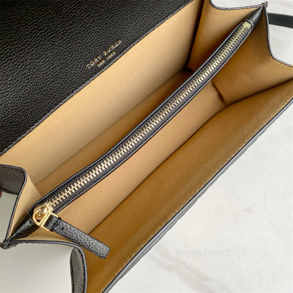 【極美品】TORY BURCH Tモノグラム　レザーショルダー トリー バーチ「Tモノグラム レザー」オフホワイトの“曲線”レザー