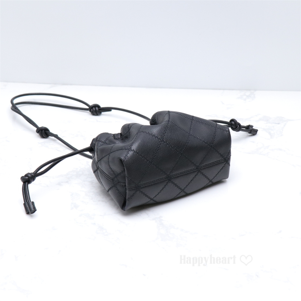 トリーバーチ ブラックショルダーバッグ ミニサイズ 巾着付き 最終値下げです TORY BURCH（トリーバーチ） TORY BURCH WILLA ミニ ホーボーバッグ