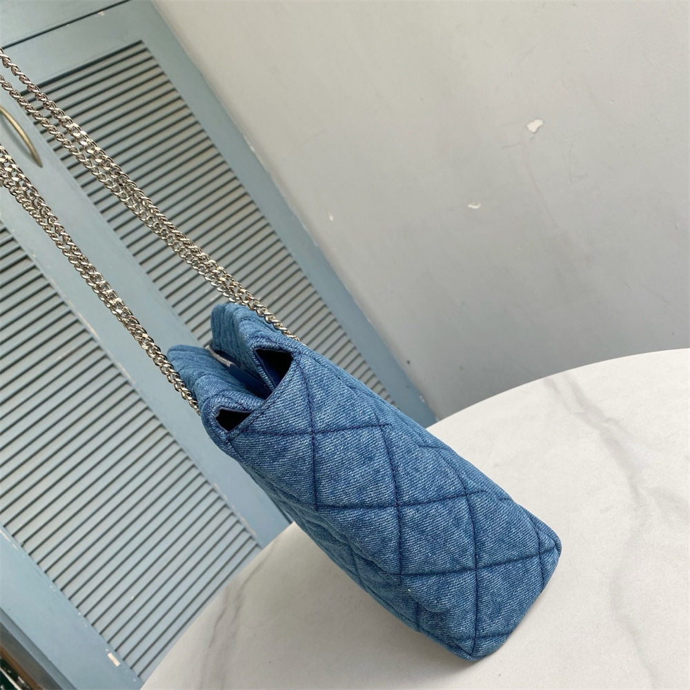 Tory Burch Willa Shoulder Bag チェーン・ショルダー バッグ Tory Burch Willa Quilted Leather Chain Small Shoulder bag