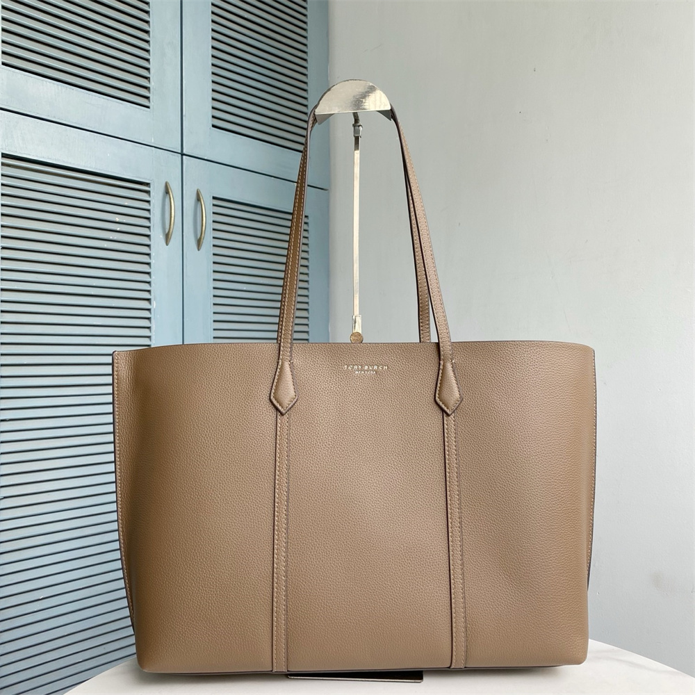 【極美品】トリーバーチ ペリー トートバッグ レザー 肩掛け A4可 グレージュ 美品トリーバーチレザー 大容量 極美品】トリーバーチ ペリー トート