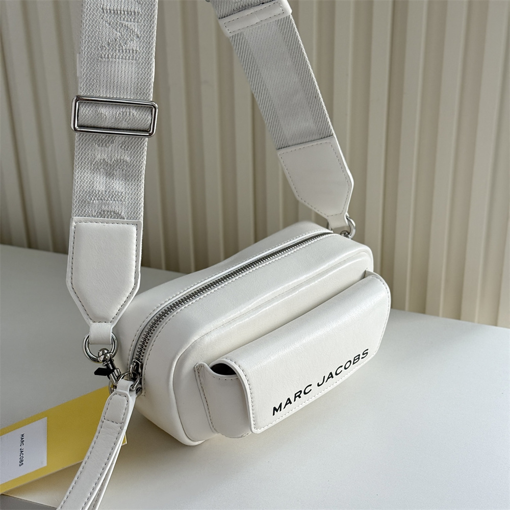 MARC JACOBS（マーク・ジェイコブス） クロスボディバッグ ミニバッグ