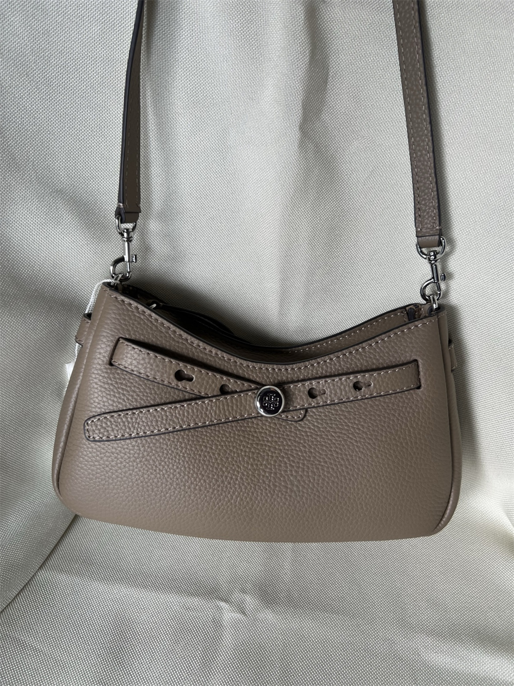 TORY BURCH（トリーバーチ） ROMY PEBBLED TOP ZIP CROSS BODY ロミー