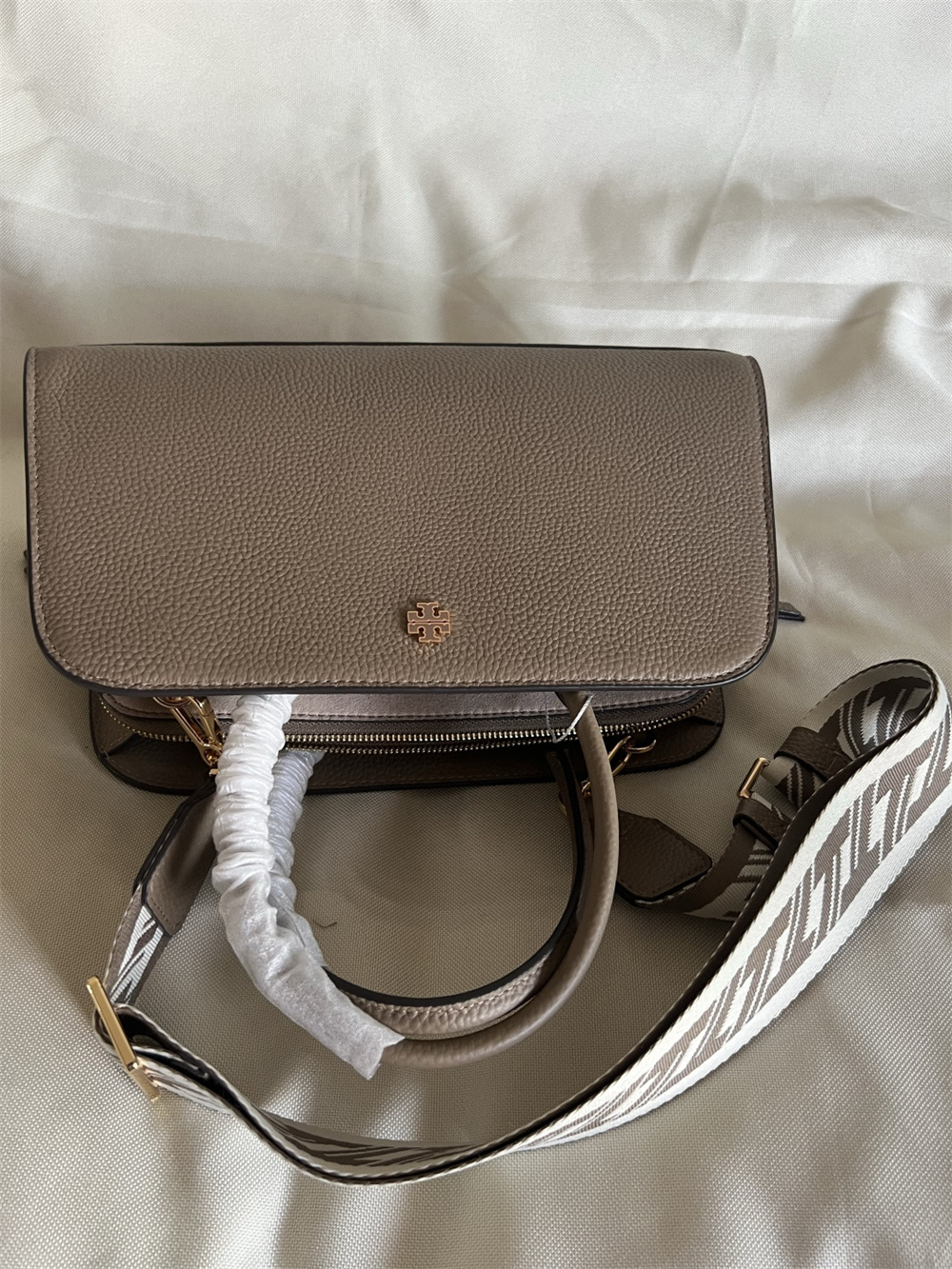 TORY BURCH（トリーバーチ） TORY BURCH BRITTEN SMALL CENTER ZIP
