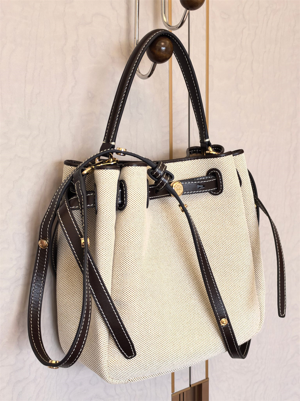 TORY BURCH（トリーバーチ） TORY BURCH ROMY CANVAS バスケットバッグ 