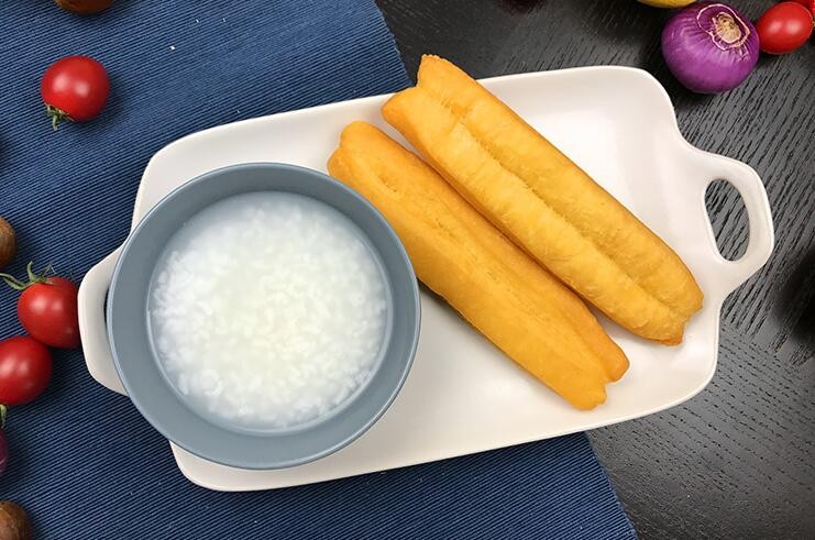 思念 放心油条 450g（10個入）揚げパン 中華食材 中国物産 朝食 中華点心 冷凍便 :d10147-1:ハッピーライフ - 通販 -  Yahoo!ショッピング