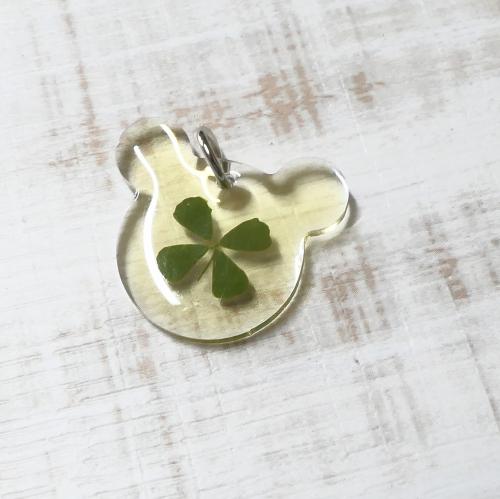 四葉 クローバー キーホルダー ストラップ セルフ クリア マウス 本物