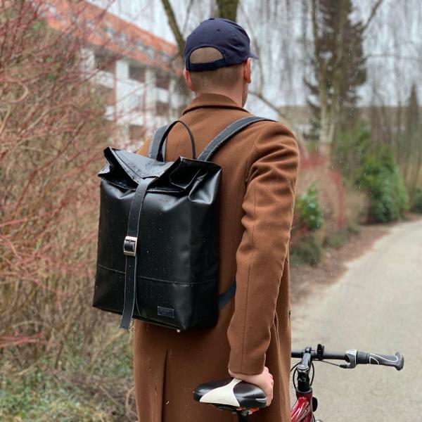 【新品未使用　タグ付】GRUNBAG(グリュンバッグ) バックパック　リュック happyt-bagshop_abp050