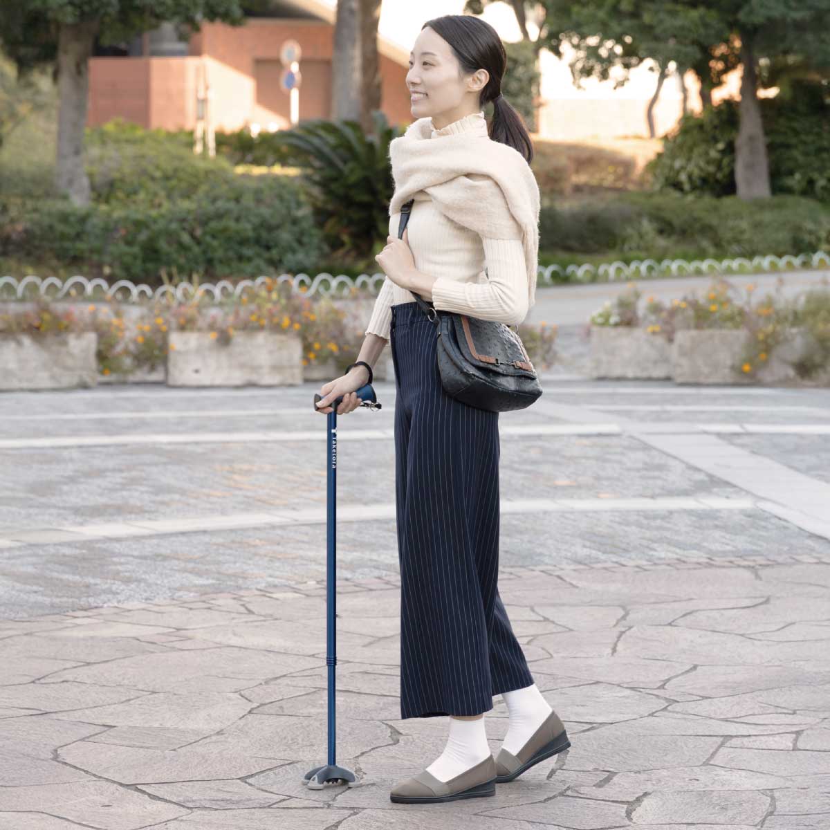 竹虎 杖 女性 男性 バンブーステッキオフセット多点杖 SGマーク