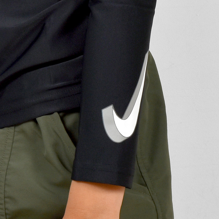 ラッシュガード NIKE ナイキ キッズ 男の子 長袖 子供 フードなし 子ども 130 140 150 160cm NESSD829 N001 黒 ブラック 3Dスウッシュ長袖ジップハイドロガード ジップアップ 水着 ブラック NIKE ラッシュガード 子供 長袖 フードなし キッズ ナイキ 黒