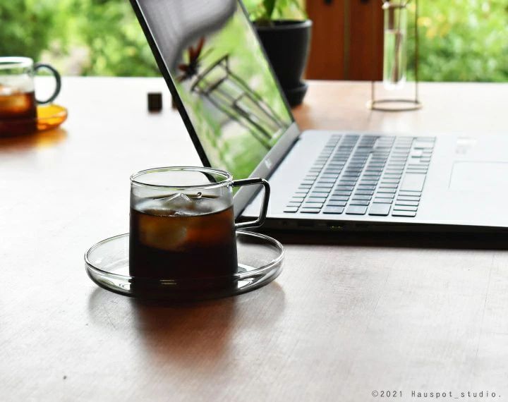 レトロな色使いがかわいい3色展開の耐熱グラスシリーズ｜skon プレート