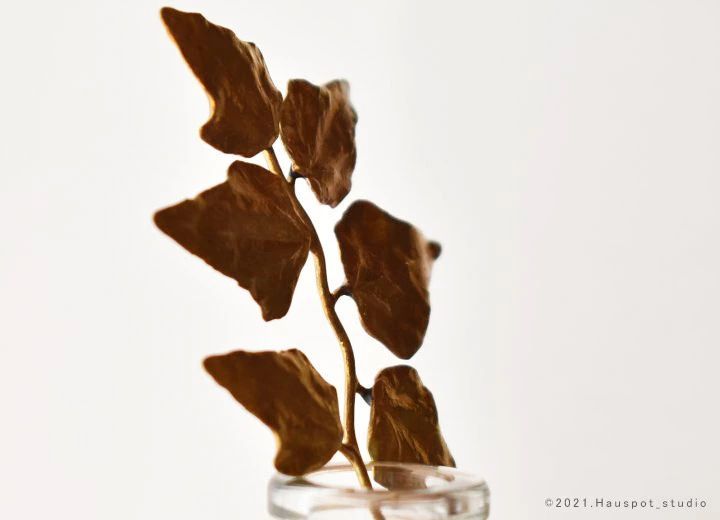 真鍮素材を用いて日本の職人が作り上げた本物のような真鍮花と小花瓶のセット｜Brass Flower 真鍮の花