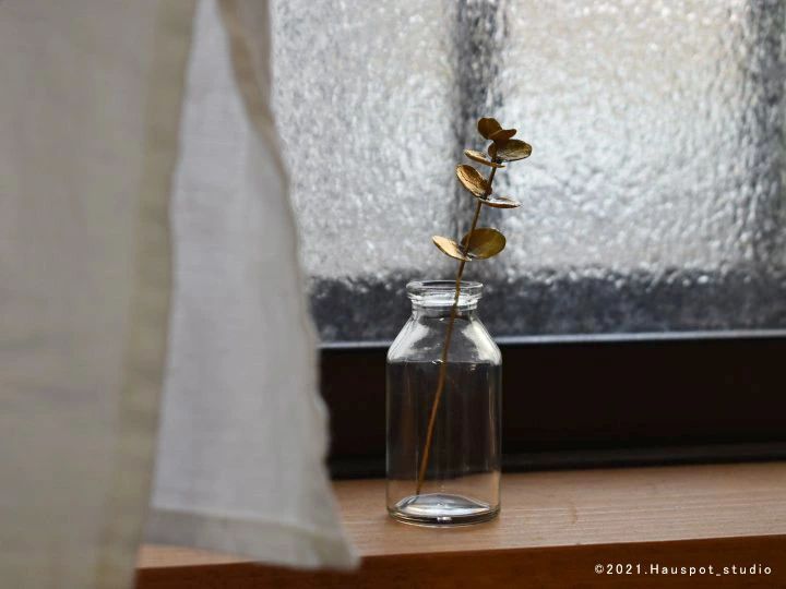 真鍮素材を用いて日本の職人が作り上げた本物のような真鍮花と小花瓶のセット｜Brass Flower 真鍮の花