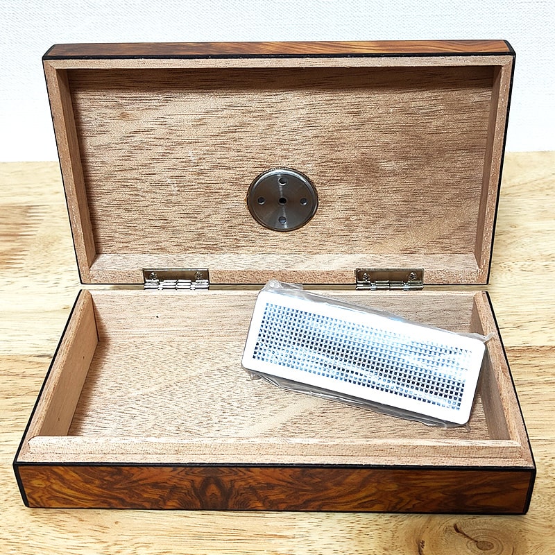 COHIBA ヒュミドール　コイーバ　葉巻箱　シガーボックス 全新 COHIBAコイーバ 本型 シガーボックス ヒュミドール 葉巻箱
