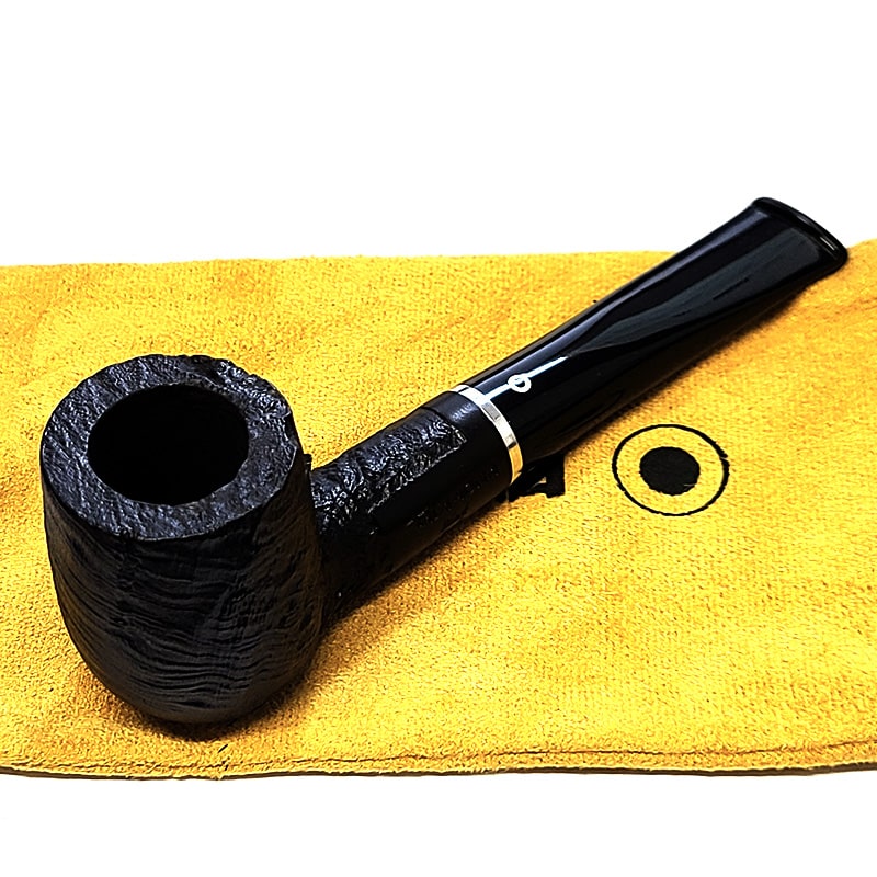19tm30015.jpg