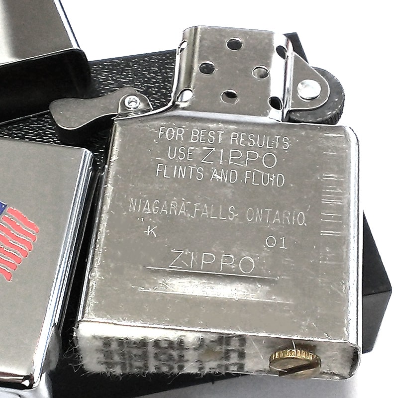 ZIPPO（ジッポー） ライター カナダ製 2001年製 オンタリオ製 国旗