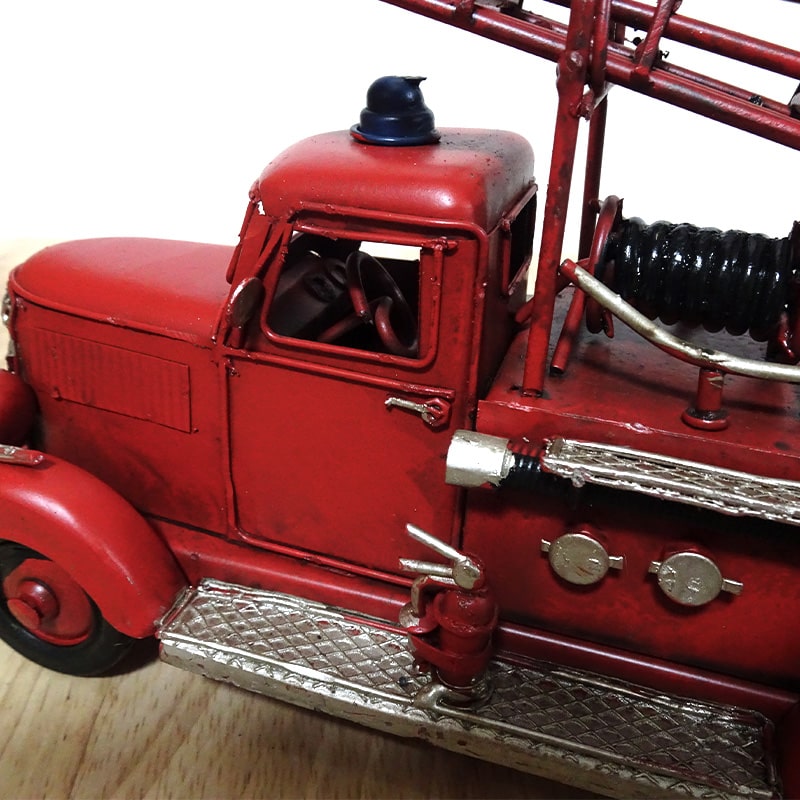 ヴィンテージカー 消防車 オブジェ レトロ ブリキ Fire Dept 置物 車 かっこいい 可愛い アメリカン 雑貨 アンティーク かわいい :  1304a-5890 : Zippoタバコケース喫煙具のハヤミ - 通販 - Yahoo!ショッピング