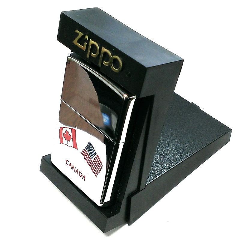 人気激安）（人気激安）ZIPPO ライター カナダ製 2001年製 オンタリオ製 国旗 アメリカ 廃盤 レアジッポ 未使用品 絶版 ヴィンテージ  シルバー ギフト 喫煙具、ライター