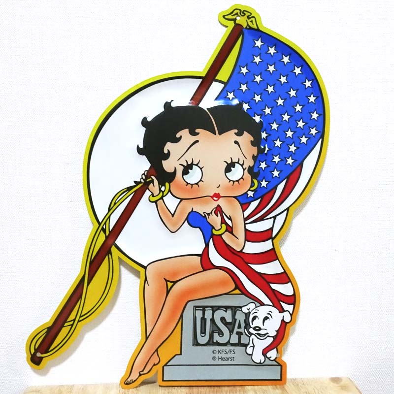 アメリカン レトロ ブリキ看板 Betty AMERICA エンボスメタルサイン