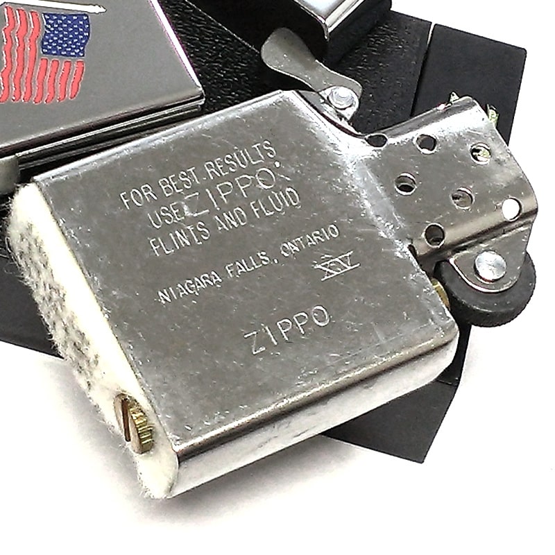 ZIPPO（ジッポー） ライター カナダ製 2000年製 オンタリオ製 国旗