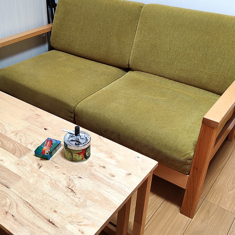 卓上灰皿 チェ・ゲバラ プッシュターン アッシュトレイ ライトグリーン