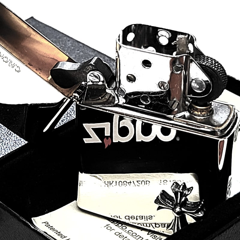 Zippo 未使用新品 クラッシックモデル クロス柄 シリアルNo.入り ZIPPO ライター 限定 クロスメタル シリアルNo入り ジッポ 鏡面