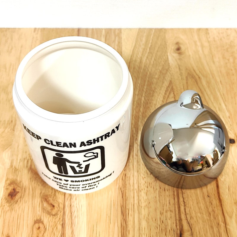 灰皿 ドームアッシュトレイ KEEP CLEAN ホワイト タバコ 蓋つき 陶器