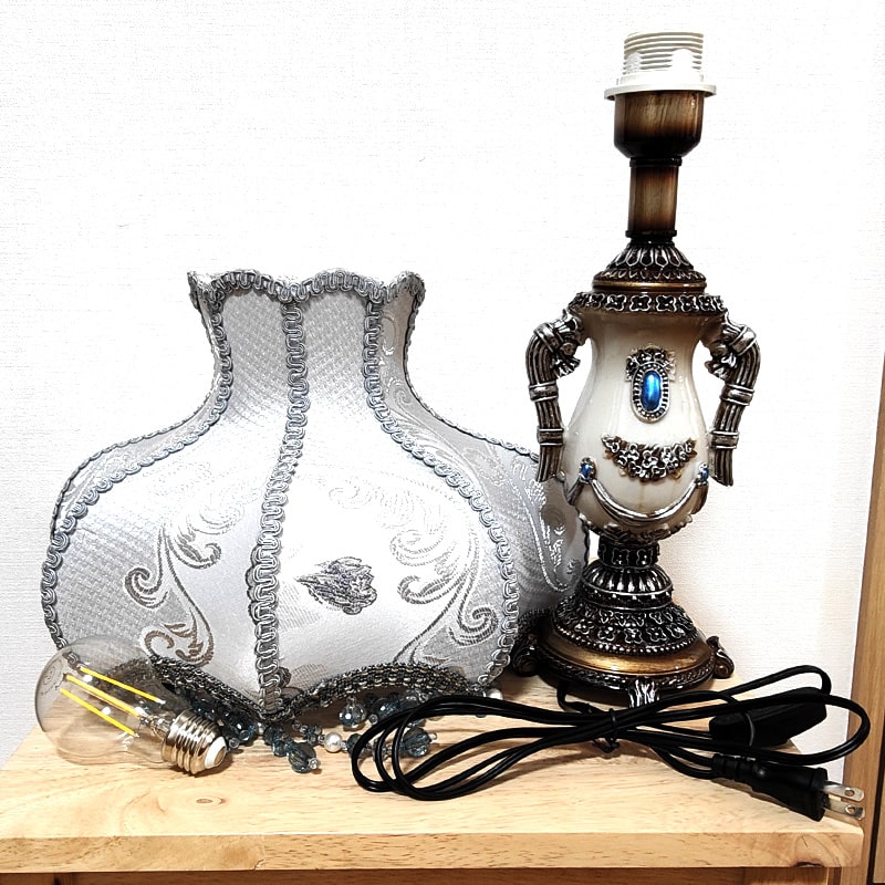 テーブルランプ 美しい LED 置照明 ホワイト ローズ アンティーク