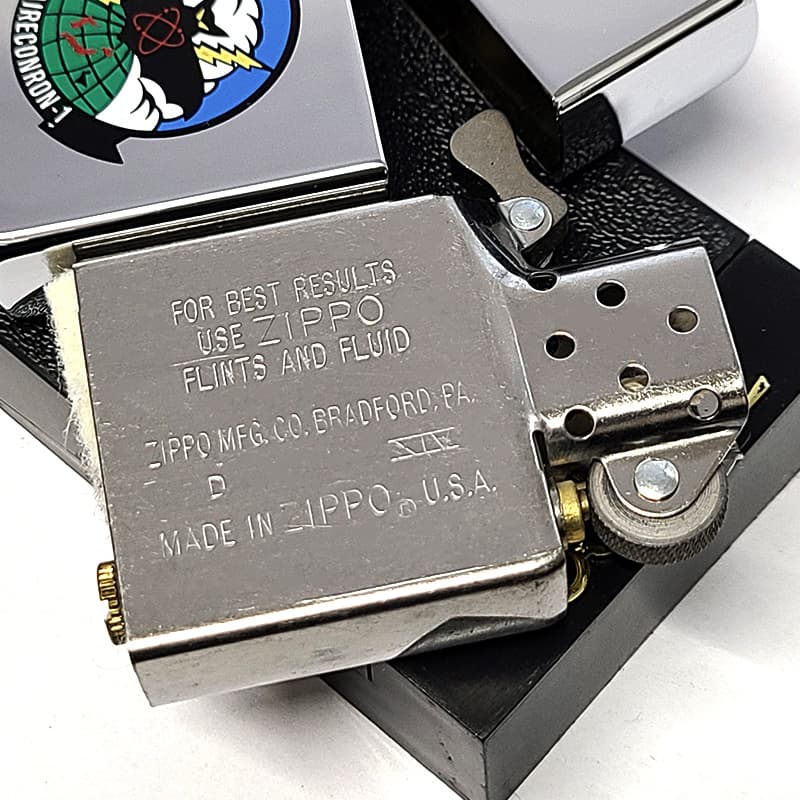 ZIPPO（ジッポー） ZIPPOライター 1998年製 米軍 アメリカ海軍 レア