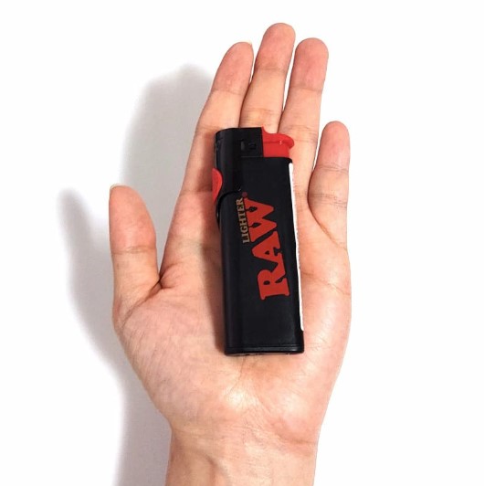 raw-gimmicklighter7.jpg