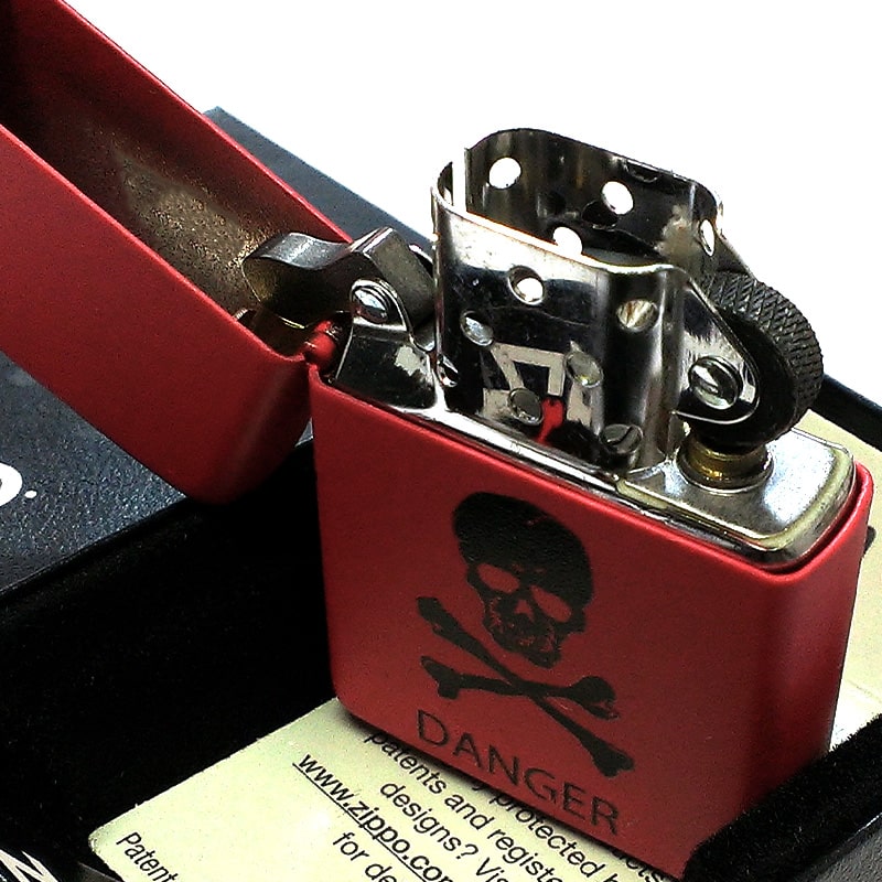 ZIPPO（ジッポー） ライター デンジャースカル ジッポ レッド 骸骨