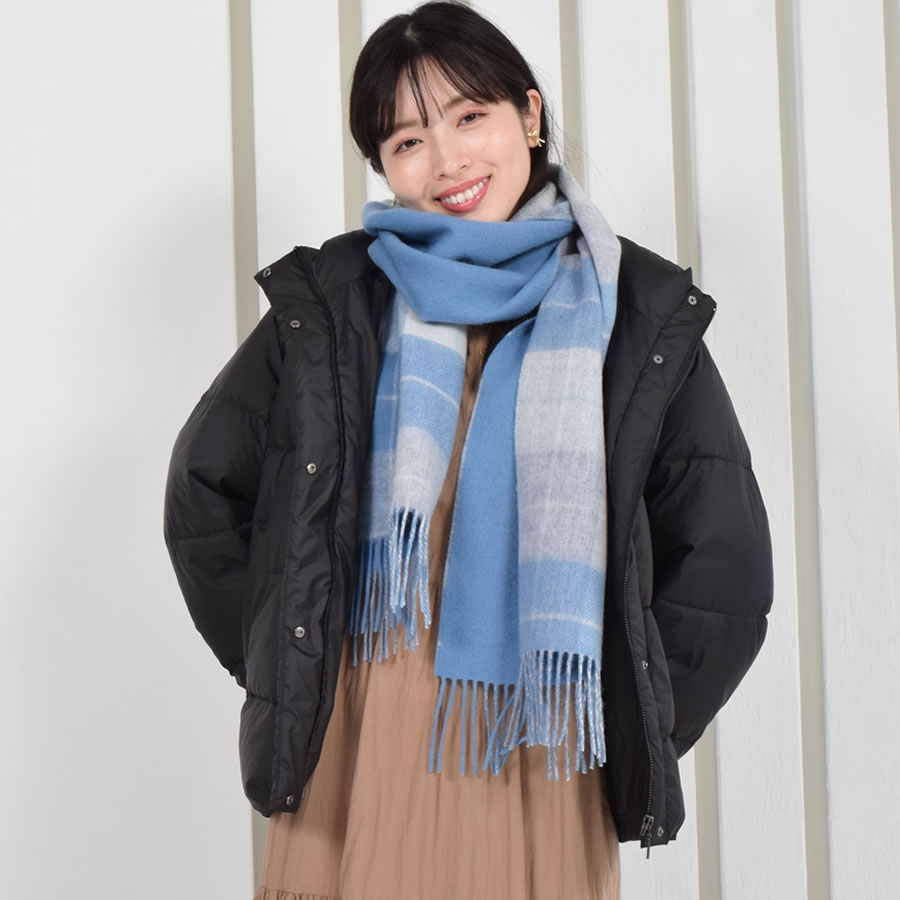 ANTEPRIMA カシミア混スワロフスキーマフラー　フォックス ANTEPRIMA カシミア混スワロフスキーマフラー フォックス