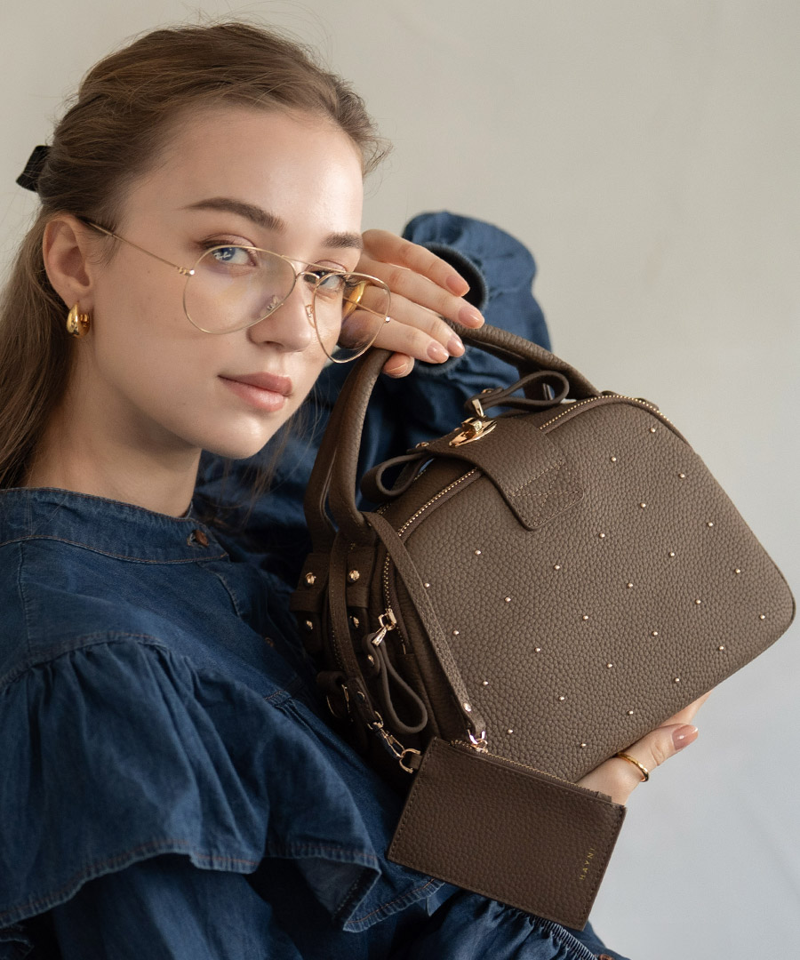 HAYNI（ヘイニ） 本革 ショルダーバッグ レディース パスケース付