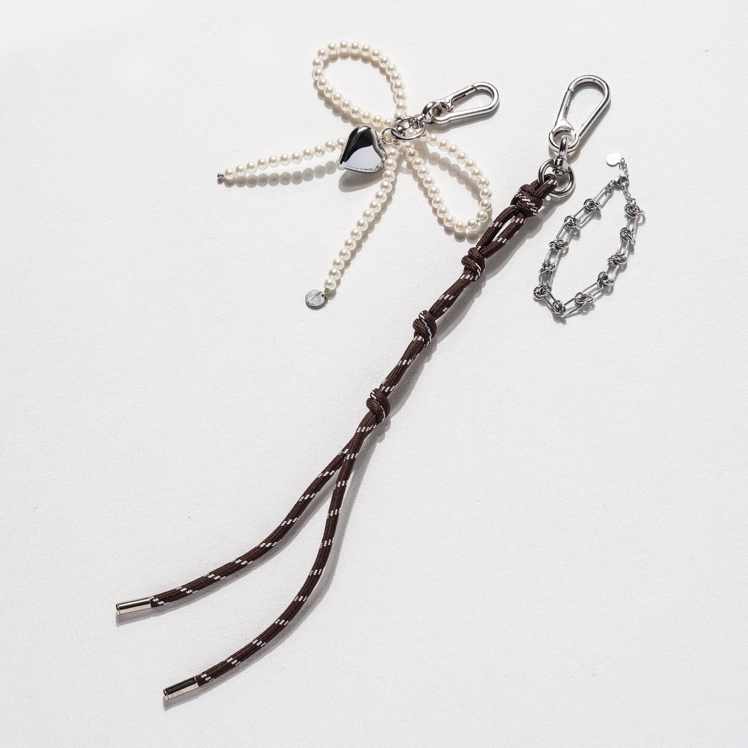 ポニワ イオナ バッグチャーム