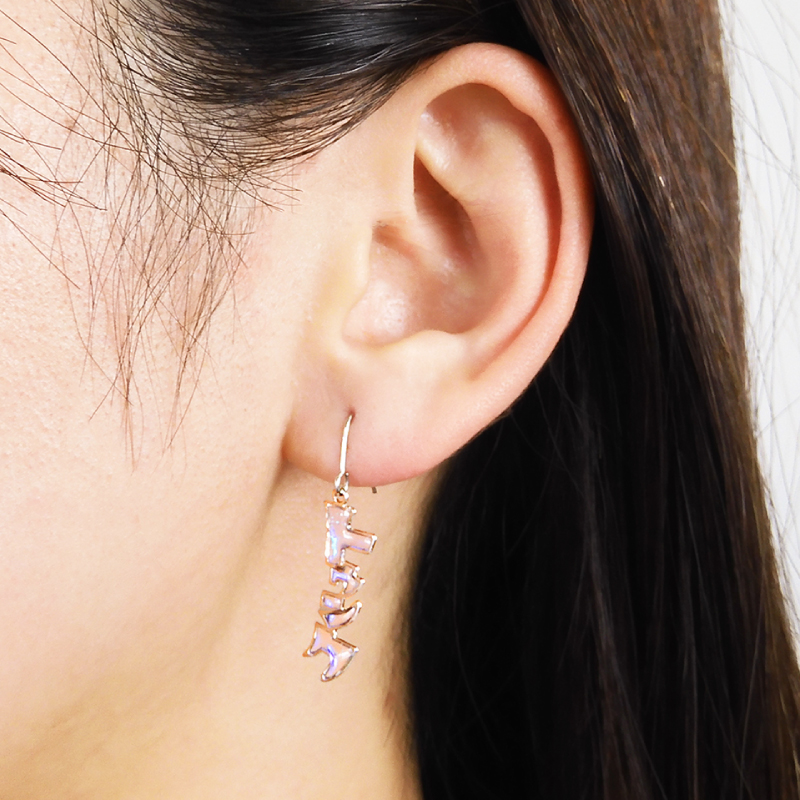 オノマトペピアス トゥンク ピアス フックタイプ 漫画 マンガ 効果音