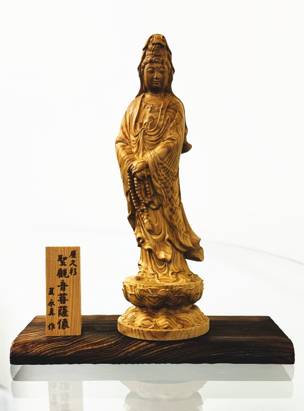 【宮沢】装飾壁画  観音菩薩  仏教工芸品   祈る厄除  彫刻   置物 Amazon｜繁樓藝雕 仏像 如意輪 観音菩薩 桧木製 厄除け 開運