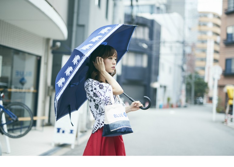 値下げ☆新品未使用 MCM エムシーエム　ヴィセトス柄　晴雨兼用傘　長傘 2025年最新】mcm 傘の人気アイテム - メルカリ