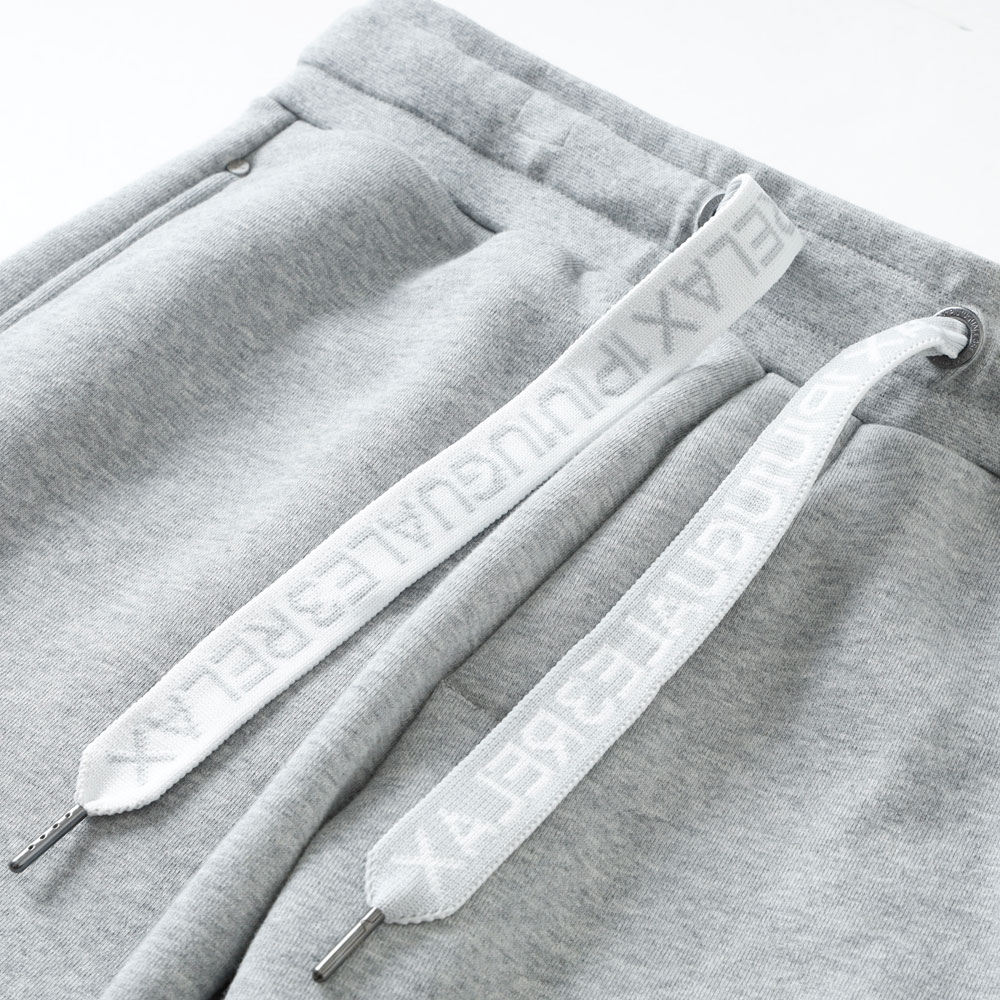 1PIU1UGUALE3 RELAX ウノピゥウノウグァーレトレ リラックス USB-25148