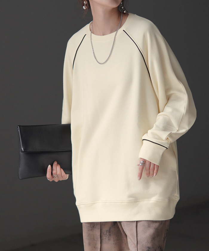 TODAYFUL（トゥデイフル）の「ラグランハーフスリーブスエット