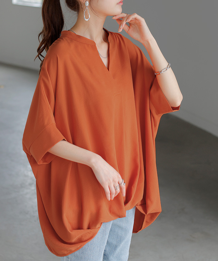 ブラウス キーネック シャツ レディース トップス スキッパー ロング チュニック 二の腕カバー 半袖 変形シルエット コクーン きれいめ ドルマン レイヤード | HUG.U | 03
