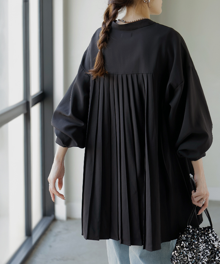 シャツ バックプリーツ ブラウス レディース トップス ロング ロングシャツ プルオーバー スキッパー プリーツ ボリュームスリーブ チュニック | HUG.U | 04