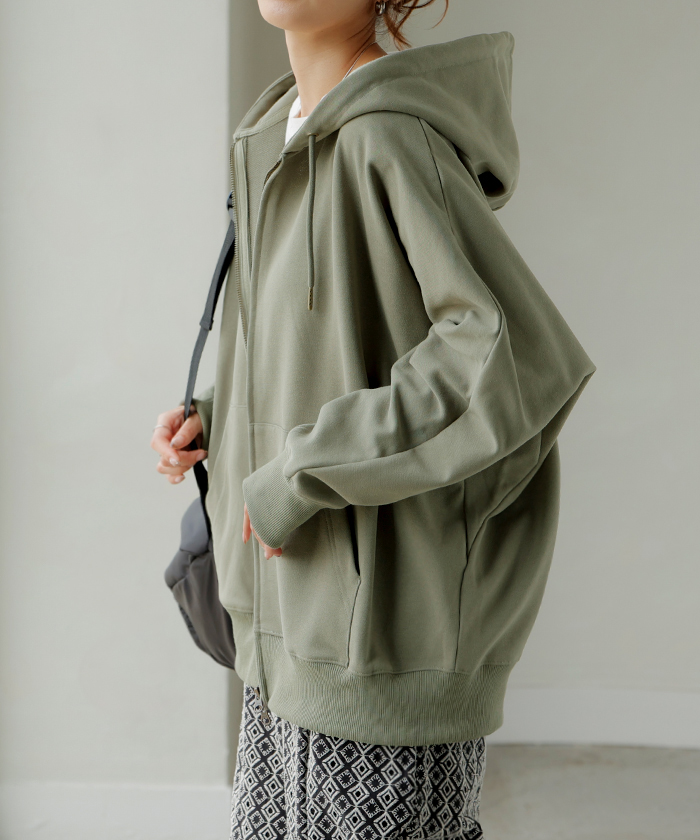 HUG.U（ハグユー） パーカー ドルマン ダブルジップ レディース