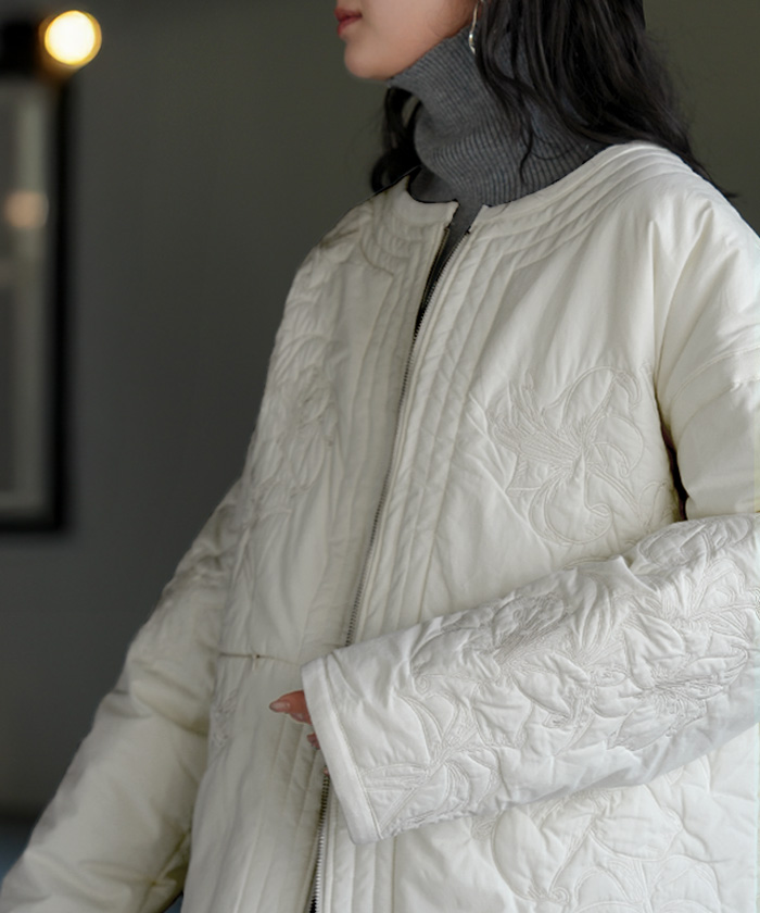 ジャケット キルティング 中綿 綿100 刺繍 アウター レディース パーカー ブルゾン オーバー コート 花柄 羽織 ノーカラー コットン ポケット オーバーサイズ | HUG.U | 01