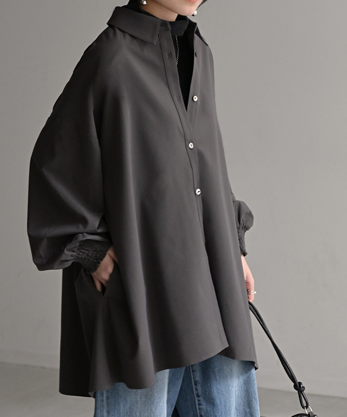 シャツ レディース バックシャン チュニック ブラウス トップス シャーリング ギャザー ロング ロングシャツ 長袖 無地 羽織 ライトアウター きれいめ ぽわん袖 | HUG.U | 02