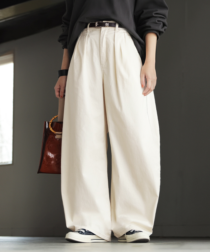 パンツ バレルレッグ レディース ストレッチ ボトムス カーブパンツ 綿 混 テーパード バレルパンツ タックパンツ インタック 体型カバー 脚長 ハイウエスト | HUG.U | 01