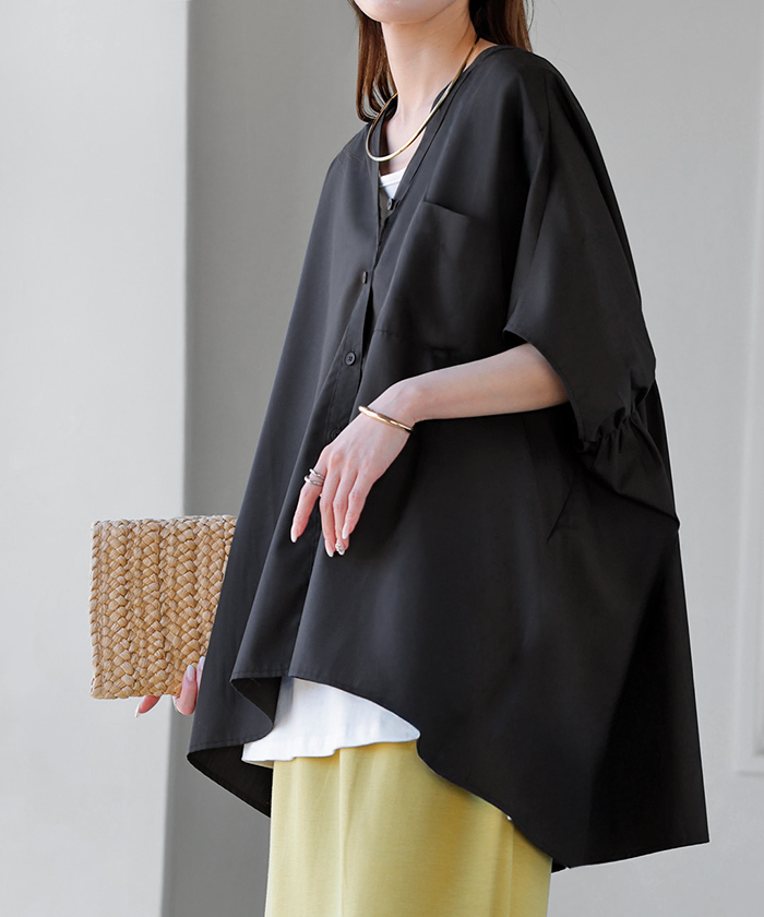 シャツ シャーリング スキッパー レディース トップス ブラウス ロング ロングシャツ チュニック 抜き襟 ポケット 半袖 五分袖 長い 無地 | HUG.U | 04